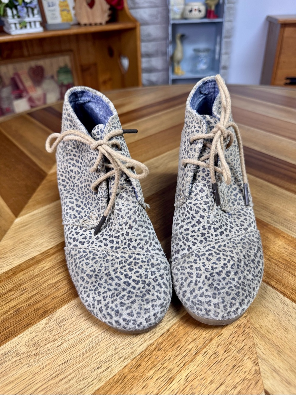 Tom’s Leopard Print Lace Up Wedge Ankle Boots